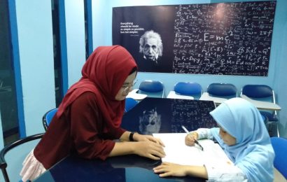 Guru Calistung Terdekat – Anak Pintar Baca Tulis Hitung di Jln. Sibayak, Jakasampurna, Bekasi