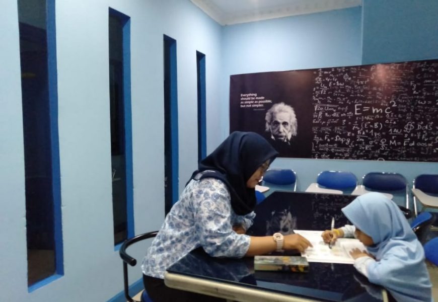 Calistung Kelas 4 SD – Anak Pintar Baca Tulis Hitung di Jln. Bungur Raya, Jakasampurna, Bekasi Calistung Kelas 4 SD – Anak Pintar Baca Tulis Hitung di Jln. Bungur Raya, Jakasampurna, Bekasi