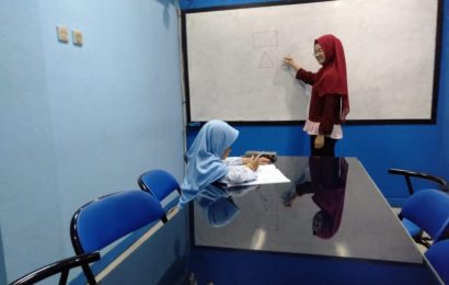 Guru Calistung Terdekat – Anak Pintar Baca Tulis Hitung di Jln. Blue Safir, Jakasampurna, Bekasi Guru Calistung Terdekat – Anak Pintar Baca Tulis Hitung di Jln. Blue Safir, Jakasampurna, Bekasi